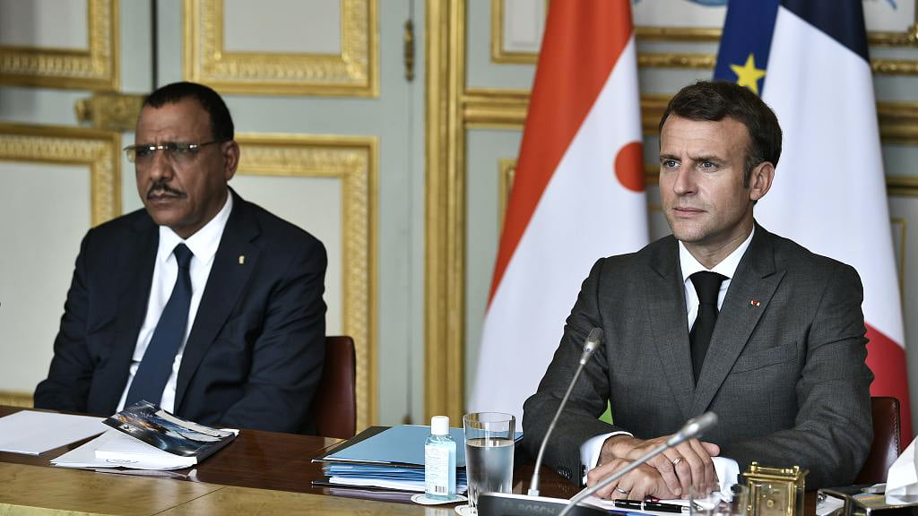 France to start closing military bases in Mali by the end of this year 2 French President