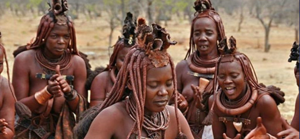 See How The Himba Tribe Offers S.ex For Visitors & Bath With No Water 2 himba tribe