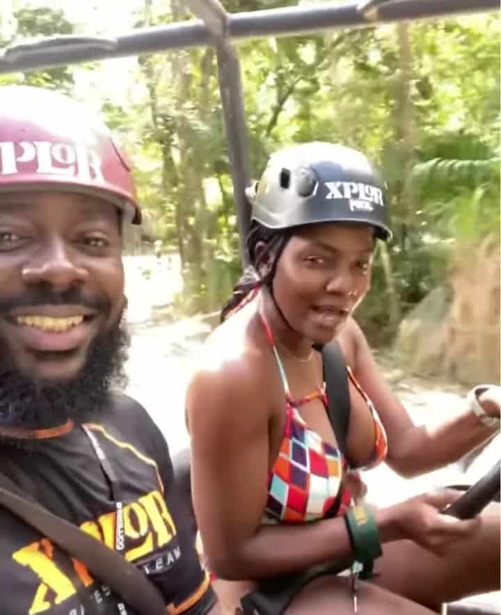 Netizens React To Lovely Pictures And Video Simi Posted With Her Husband, Child, And Mother 4 Simi