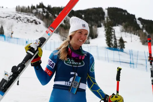 United States Skier Nina O’Brien Crashed And Got Injured During Giant Slalom Event 4 United States Skier Nina O’Brien Crashed And Got Injured During Giant Slalom Event