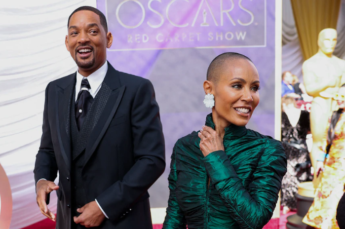 In this episode of Red Table Talk, Jada Pinkett Smith discusses the Oscars slap. 3 Jada Pinkett Smith