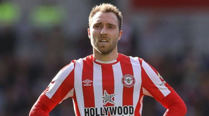 Christian Eriksen completes Manchester United move 2 FotoJet 2022 07 16T095635.278