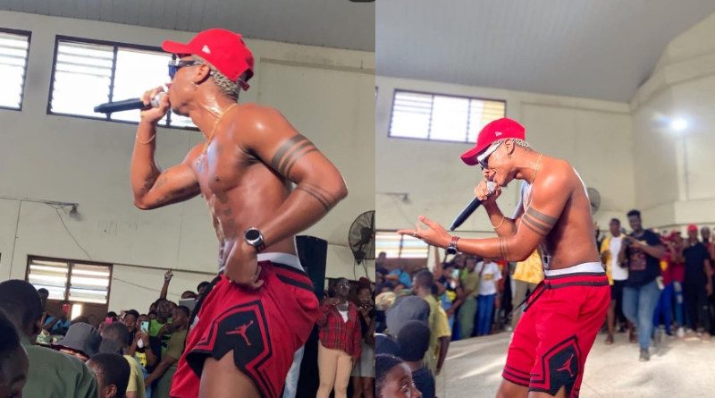 Kidi Performed Live At St Mary's Senior High School SRC Week Celebration 2 Kidi