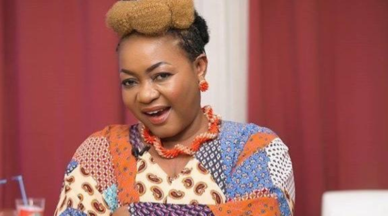 Christiana Awuni Shockenly Revealed How Her big butt ‘weighs’ Her. 2 Christiana Awuni Shockenly Revealed How Her big butt ‘weighs’ Her.