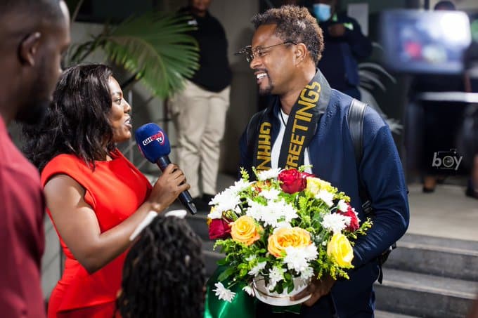 Man United legend Patrice Evra in Ghana, hangs out with Nana Aba 3 Patrice Evra in Ghana