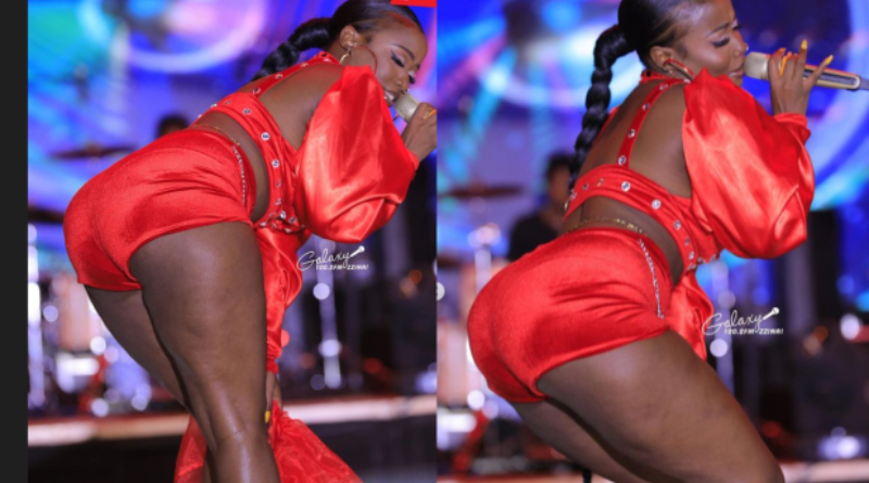 Singer Lydia Jazmine gives heart and soul at David Lutalo’s concert 2 Singer Lydia Jazmine gives heart and soul at David Lutalo’s concert