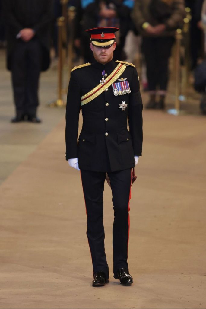 Prince Harry Was "Devastated" the Queen's Initials Were Removed from His Military Uniform for Her Final Vigil 3 Prince Harry Was "Devastated"