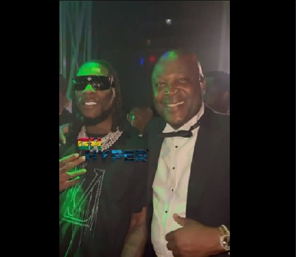 Ibrahim Mahama Revels With Burna Boy Subsequent To Getting 'Man Of The Year' Honors At The Just Ended EMY Africa Awards 2 Ibrahim Mahama Revels With Burna Boy