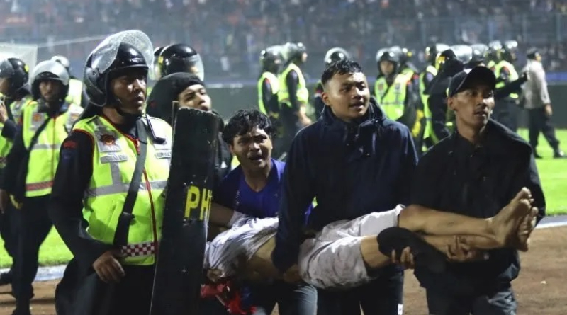 Indonesian football fan beaten to death video