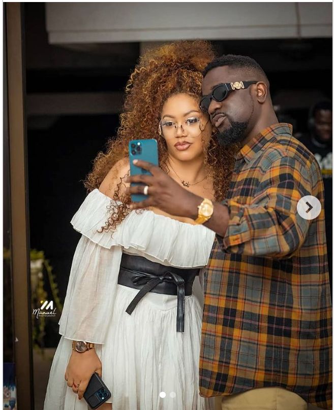 Sassy Pictures Of Sarkodie And Nadia Buari Sparks Eyebrow Attention