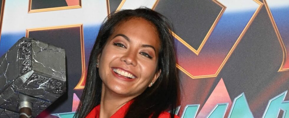 Vaimalama Chaves cuts her hair VERY short: Her darling thinks she is wearing a wig! 2 Vaimalama Chaves cuts her hair VERY short