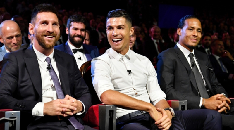 Ronaldo fantasizes about facing "magic" Messi in the World Cup final. 2 Ronaldo fantasizes about facing "magic" Messi in the World Cup final.