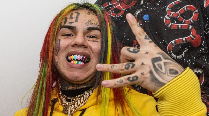 Akademiks