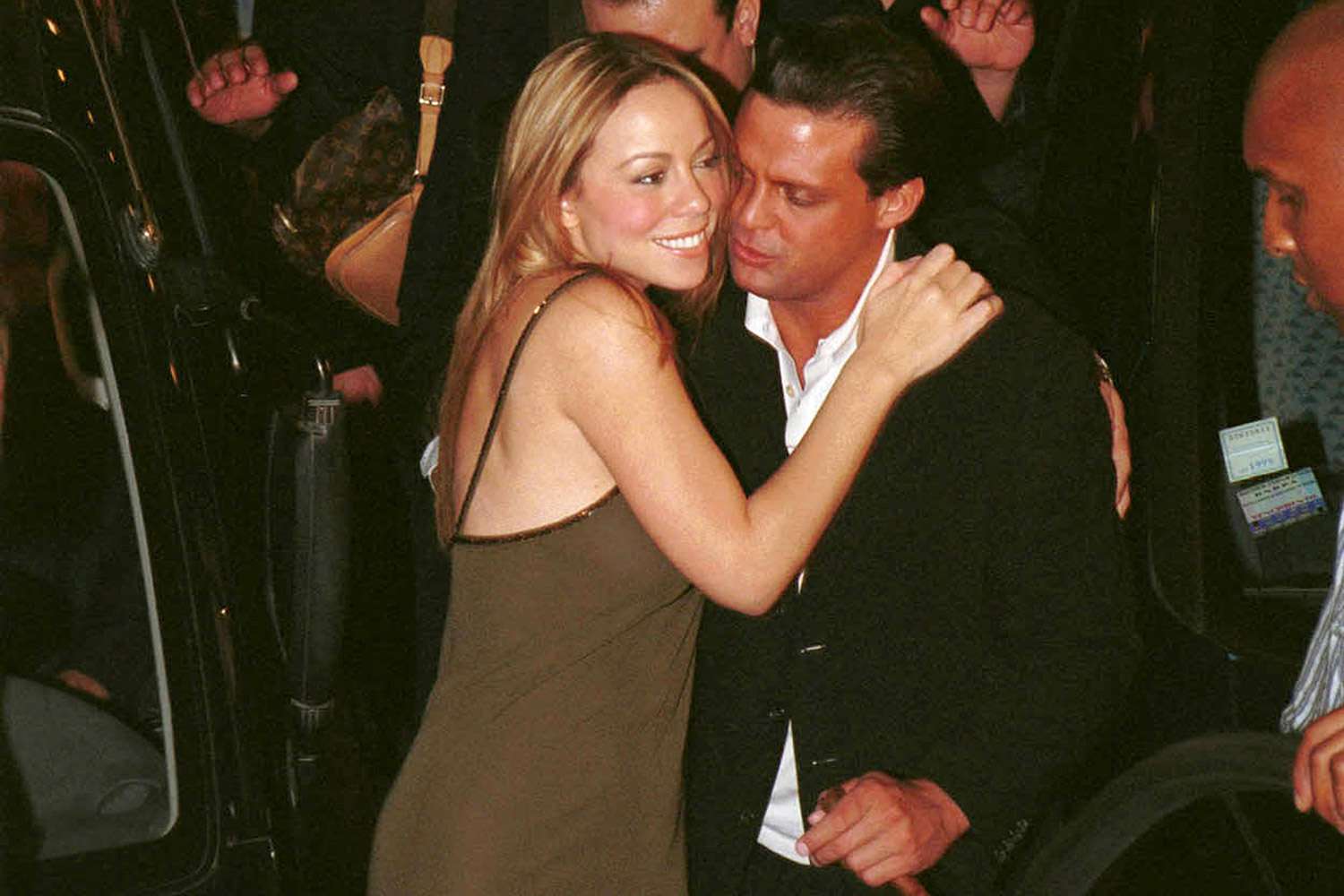Luis Miguel Wife: Is Luis Miguel Married? 6 Luis Miguel's Wife