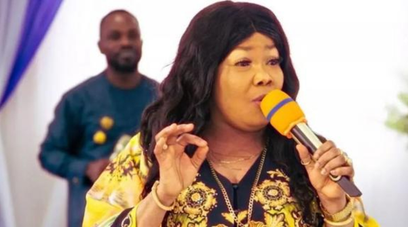 Agradaa Caught Flirting With Her Junior Pastor At A Party – Fans React 2 Agradaa Caught Flirting With Her Junior Pastor At A Party – Fans React
