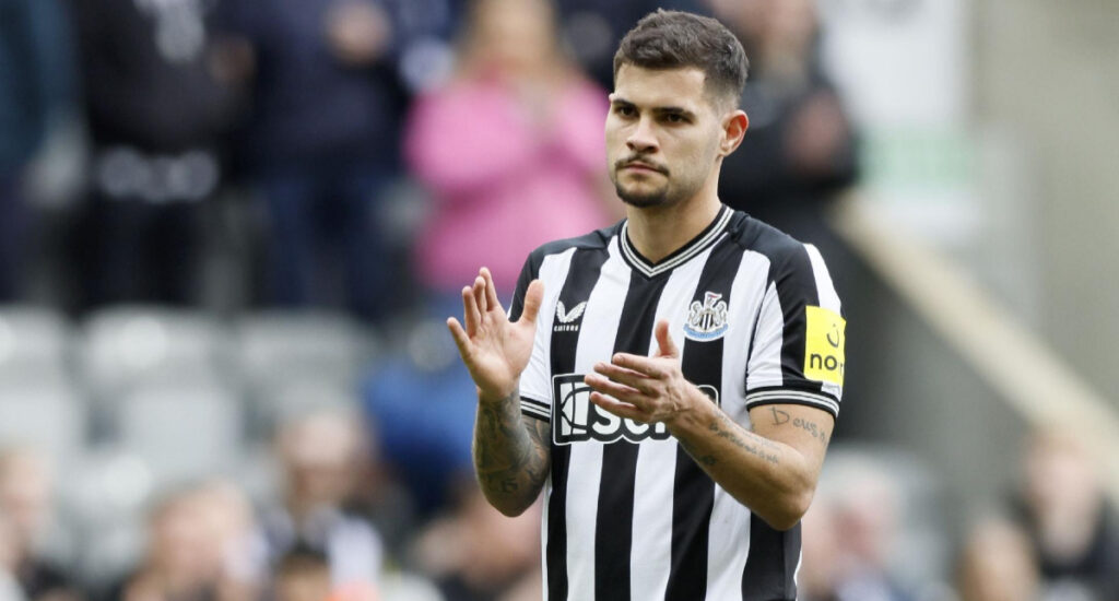 Guimaraes happy at Newcastle claims Eddie Howe 2 Guimaraes happy at Newcastle claims Eddie Howe
