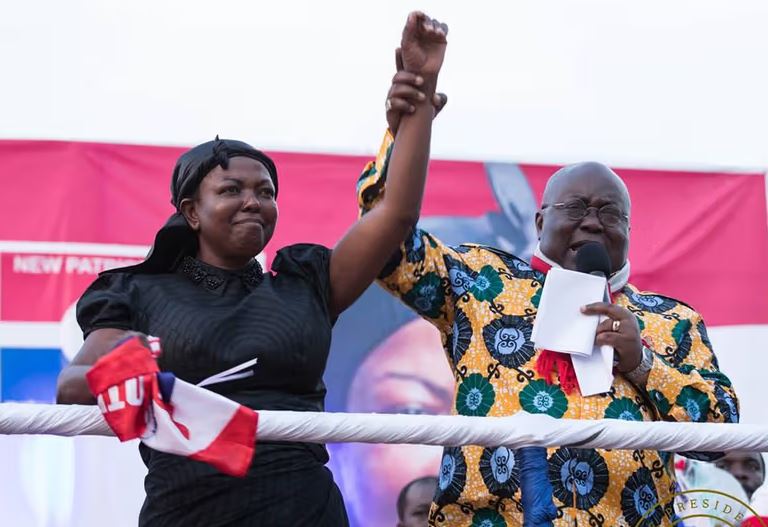 Dumelo apologizes for making false accusations against MP Lydia Alhassan during a live show. 3 Dumelo apologizes for making false accusations against MP Lydia Alhassan during a live show.