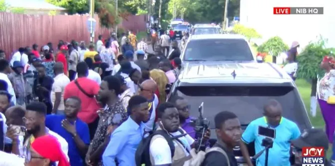 Wontumi Transferred to NIB as NPP Supporters Besiege New Location 2 Wontumi Transferred to NIB as NPP Supporters Besiege New Location