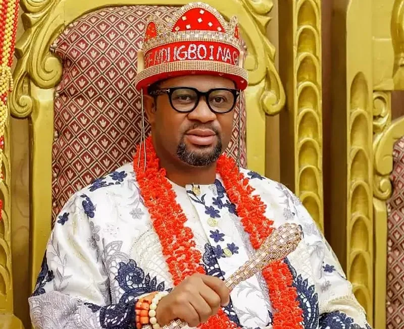 Igbo King in Ghana warmly congratulates President-elect Mahama. 6 Igbo King in Ghana